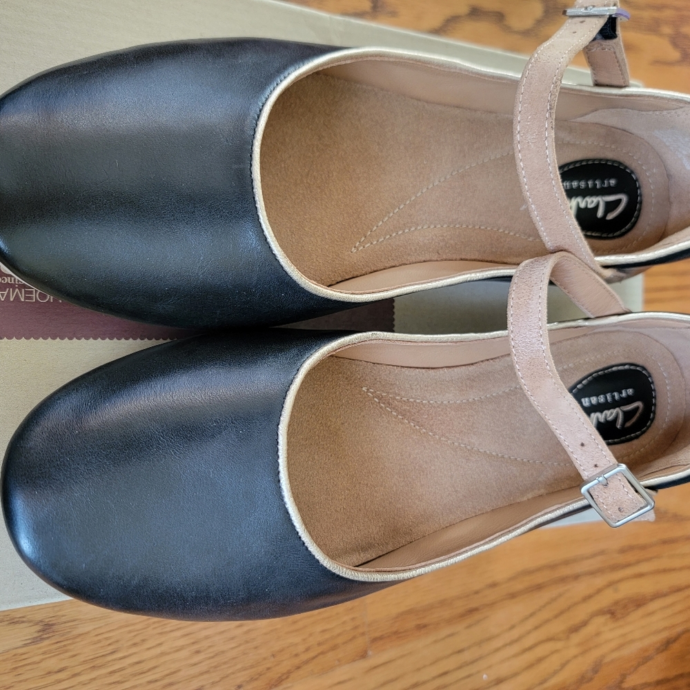 Clark's Artisan Womens Mary Jane Shoes 10